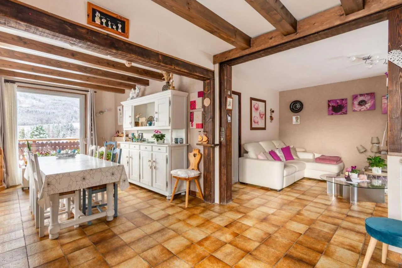 Appartement Entre Lacs Et Montagnes Habere-Lullin 0*,  France